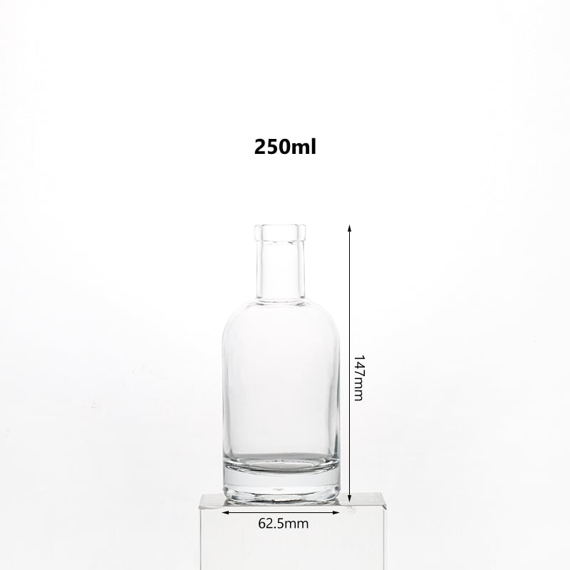a clear custom glass bottle packaging for wine 01