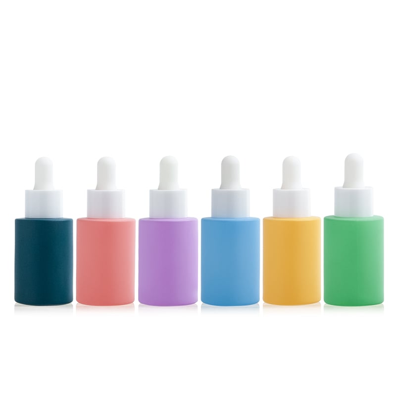 six colored plastic packaging for formulas 02