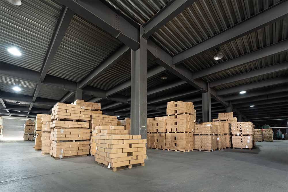 glass bottle and jars storage warehouse 01