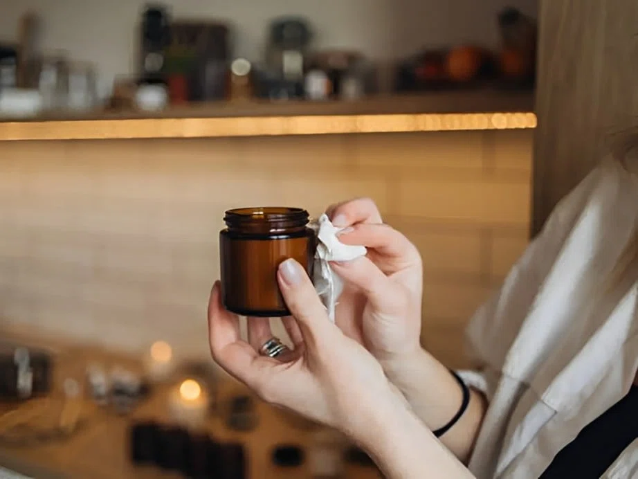 candle jar turns black 3