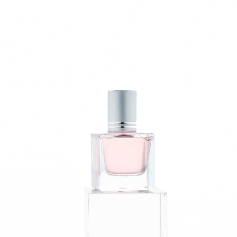 Wholesale perfume bottles packaging 20ml luxury perfume bottle cap