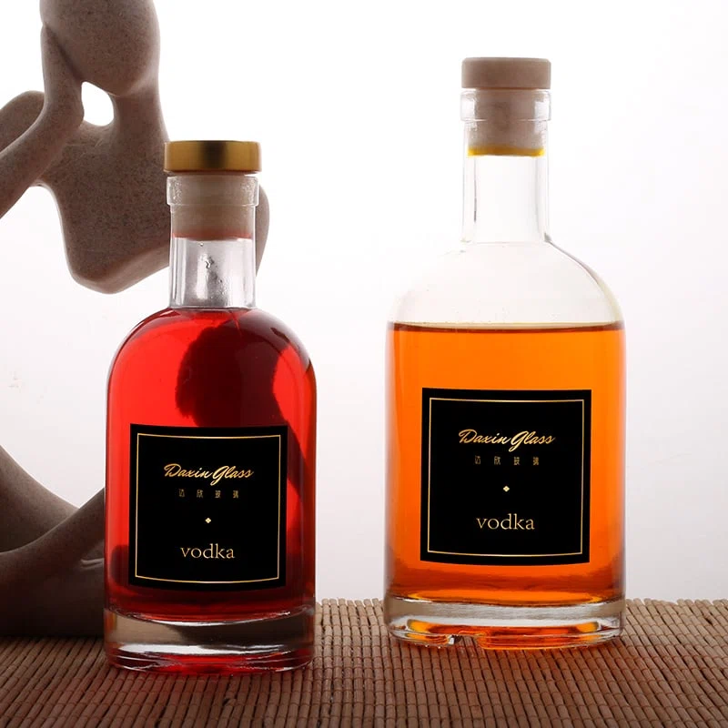 two labeled custom glass bottle packaging for wine 01