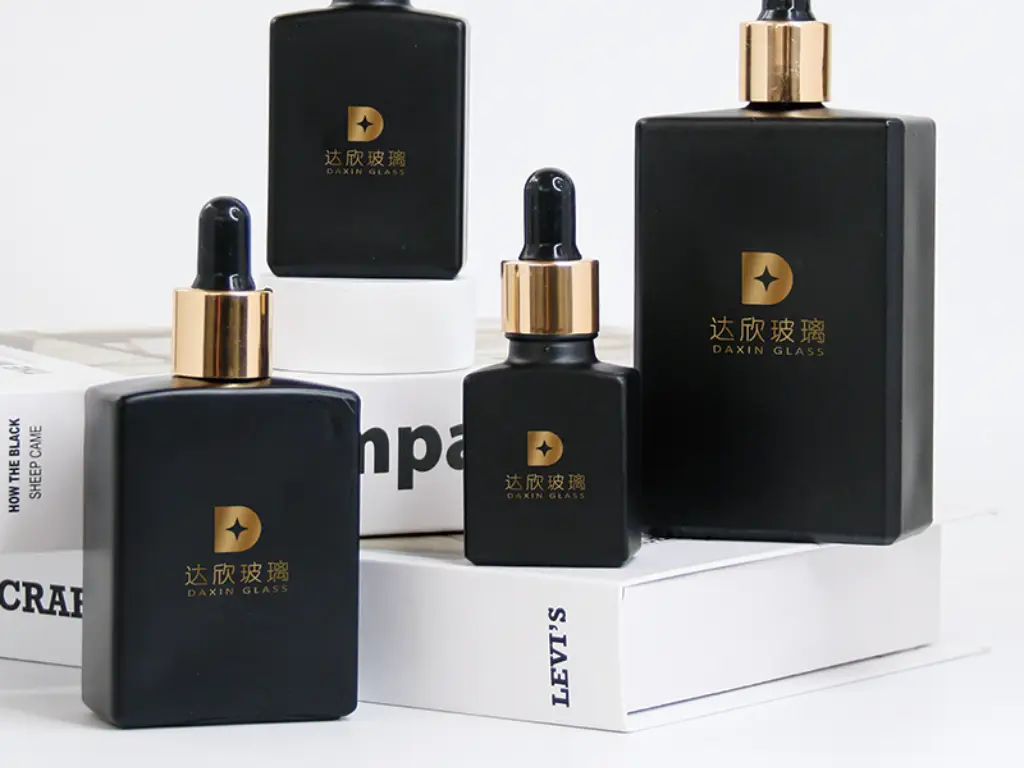 Daxin glass (1)