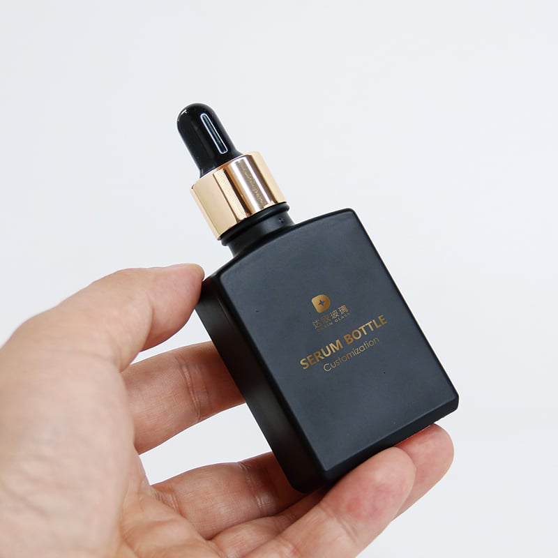 a matte glass packaging for aromatherapy products 01